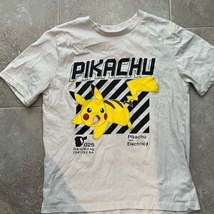 Pokemon Pikachu Graphic Tee - White and Yellow